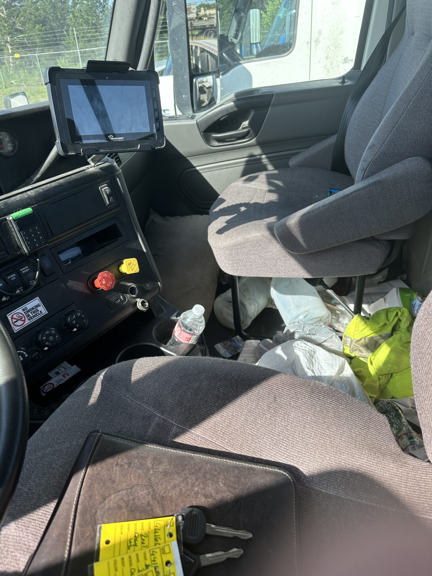 2021 International Day Cab Tractor 
